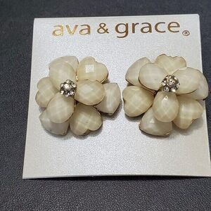 Ava & Grace gold tone cream flower earrings